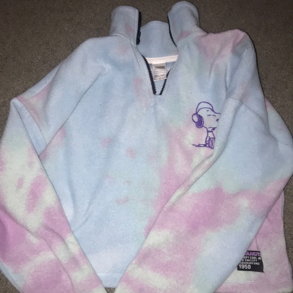 Multi Color Snoopy Crop Sweatshirt